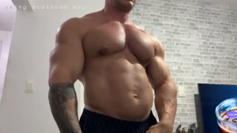 couplemuscle40 online show from June 2026 10:12:02 PM