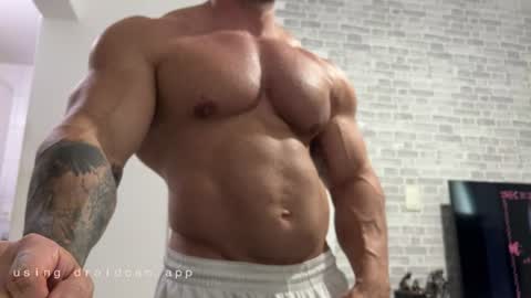 couplemuscle40 online show from July 2026 06:23:01 PM