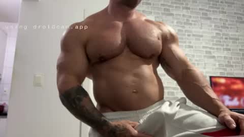 couplemuscle40 online show from July 2026 09:17:01 PM