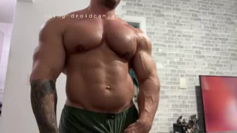 couplemuscle40 online show from July 2026 03:37:02 PM