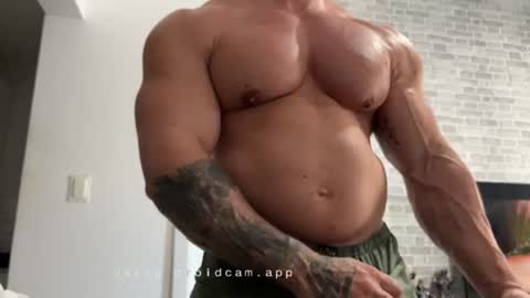 couplemuscle40 online show from July 2026 04:27:02 PM