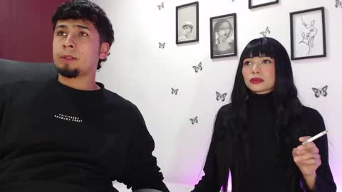 Juli and Liam online show from December 2024 04:41:01 AM