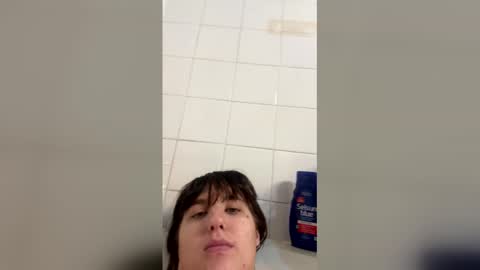 Snapshot of courtneysinclair43 chatting on April 2026 10:58:02 PM courtneysinclair43 online show from April 2026 10:58:02 PM