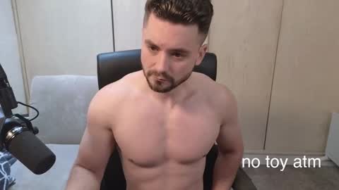 Snapshot of cowboylean chatting on December 2025 09:32:01 PM cbl online show from December 2025 09:32:01 PM