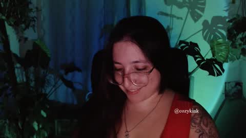 Snapshot of cozykink chatting on February 2026 02:12:02 AM The Cozy Goddess Goddess M online show from February 2026 02:12:02 AM