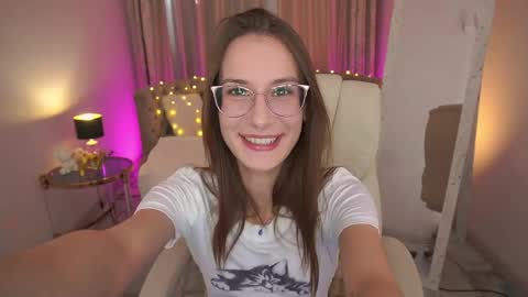 cozymell online show from June 2026 01:17:02 PM
