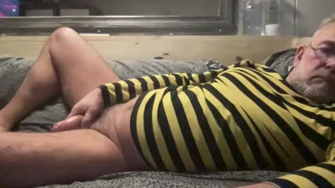 Snapshot of crapaud75018 chatting on January 2025 08:32:01 PM crapaud75018 online show from January 2025 08:32:01 PM