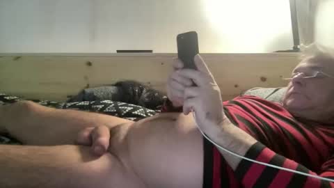 Snapshot of crapaud75018paris chatting on April 2026 09:51:02 AM crapaud75018paris online show from April 2026 09:51:02 AM