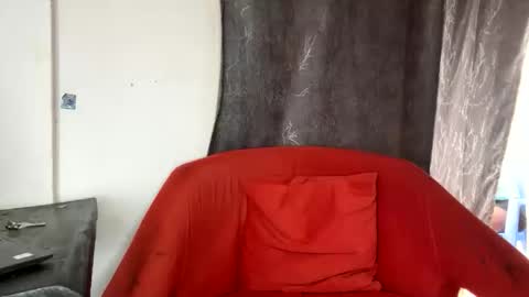 Snapshot of crave_meslowly chatting on February 2026 01:03:01 PM Taliee online show from February 2026 01:03:01 PM