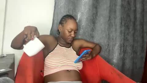 Snapshot of crave_meslowly chatting on February 2026 01:15:01 AM Taliee online show from February 2026 01:15:01 AM