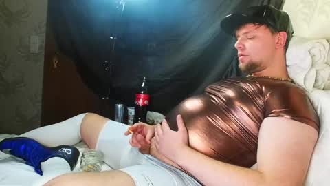 Snapshot of cravingboy chatting on January 2025 07:50:02 PM robin online show from January 2025 07:50:02 PM