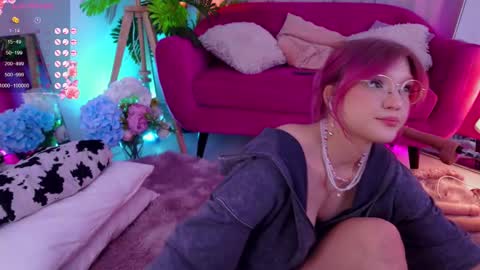 Snapshot of crazy__wine chatting on February 2025 02:43:01 PM Sonya online show from February 2025 02:43:01 PM