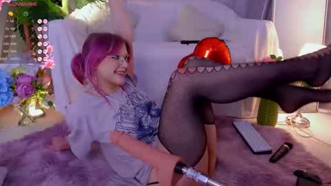 Snapshot of crazy__wine chatting on February 2025 05:36:01 PM Sonya online show from February 2025 05:36:01 PM