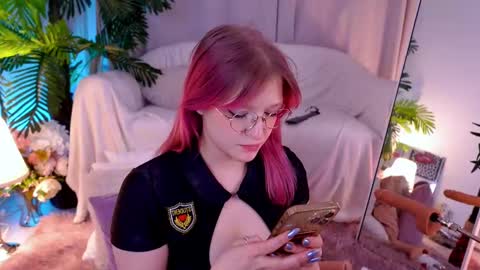 Snapshot of crazy__wine chatting on March 2025 06:54:01 PM Sonya online show from March 2025 06:54:01 PM