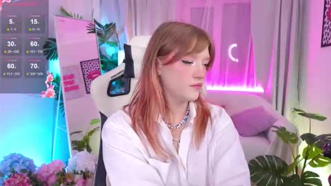 Snapshot of crazy__wine chatting on September 2025 05:55:02 AM Sonya online show from September 2025 05:55:02 AM