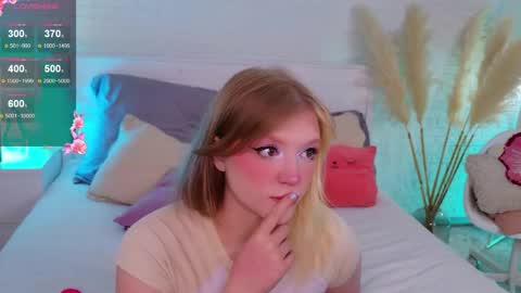 Sonya online show from May 2026 10:18:02 PM