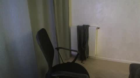 Snapshot of crazy_boy_not_melstroy chatting on January 2025 07:31:02 PM crazy online show from January 2025 07:31:02 PM