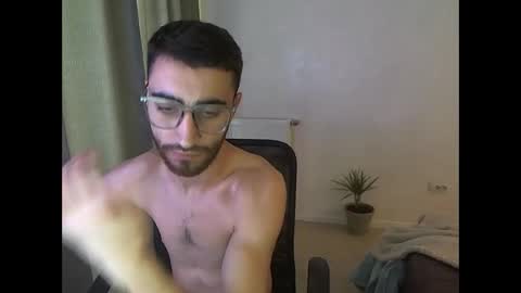 Snapshot of crazy_boy_not_melstroy chatting on January 2025 10:38:01 AM crazy online show from January 2025 10:38:01 AM