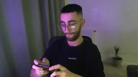 Snapshot of crazy_boy_not_melstroy chatting on January 2025 09:41:01 PM crazy online show from January 2025 09:41:01 PM