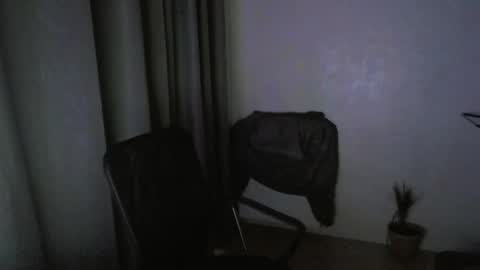 Snapshot of crazy_boy_not_melstroy chatting on January 2025 06:09:02 AM crazy online show from January 2025 06:09:02 AM