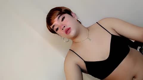 Snapshot of crazy_vixen chatting on December 2024 06:49:02 PM Hot Ayisha online show from December 2024 06:49:02 PM