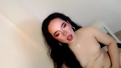 Snapshot of crazy_vixen chatting on December 2024 07:44:01 PM Hot Ayisha online show from December 2024 07:44:01 PM