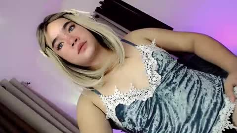 Snapshot of crazy_vixen chatting on November 2025 07:26:01 PM Hot Ayisha online show from November 2025 07:26:01 PM