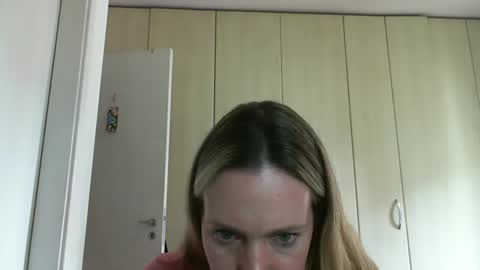 Snapshot of crazyanny chatting on February 2025 02:26:02 PM Anny online show from February 2025 02:26:02 PM