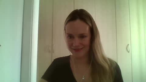 Snapshot of crazyanny chatting on February 2025 05:20:02 PM Anny online show from February 2025 05:20:02 PM