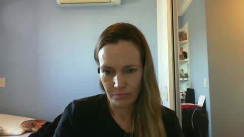 Snapshot of crazyanny chatting on September 2025 11:00:02 AM Anny online show from September 2025 11:00:02 AM