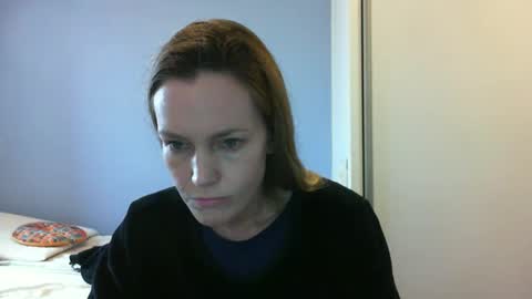 Snapshot of crazyanny chatting on October 2025 10:46:02 AM Anny online show from October 2025 10:46:02 AM