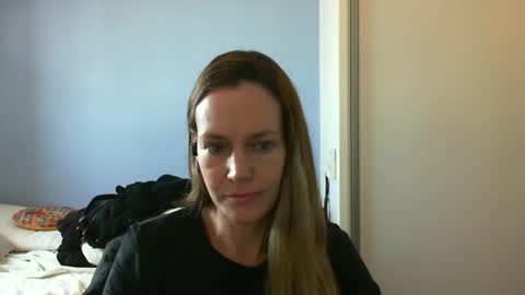 Snapshot of crazyanny chatting on October 2025 10:59:02 AM Anny online show from October 2025 10:59:02 AM