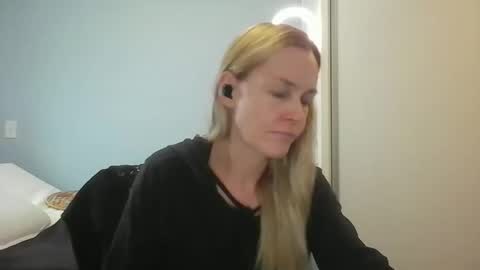 Anny online show from May 2026 10:54:01 AM