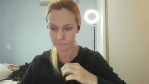 Anny online show from May 2026 10:54:01 AM
