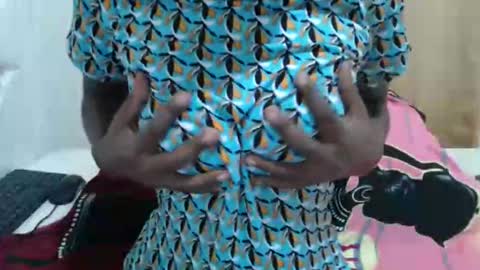 Snapshot of crazyebonie chatting on September 2025 09:38:01 PM Ebonie online show from September 2025 09:38:01 PM