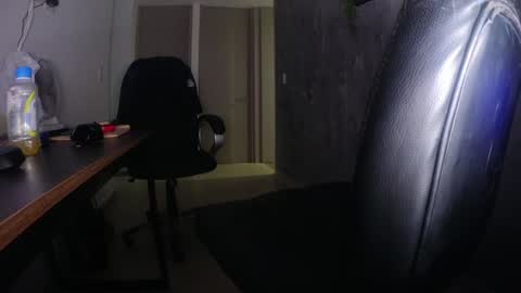 Snapshot of crazylive5 chatting on January 2025 02:53:02 AM crazylive5 online show from January 2025 02:53:02 AM