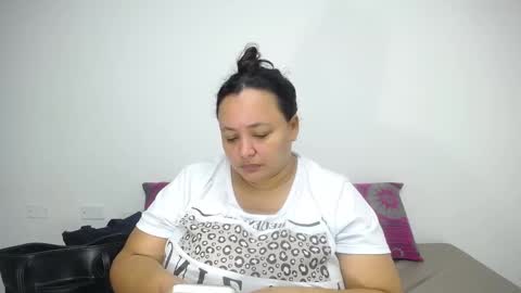 diosalinda online show from March 2026 12:42:01 PM