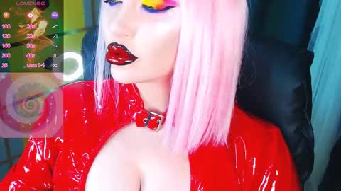 Roxy online show from October 2025 03:57:02 PM