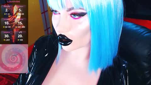 Snapshot of crazypinkyball chatting on March 2026 02:45:02 PM Roxy online show from March 2026 02:45:02 PM