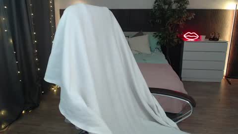 Crazyy Girl  online show from July 2026 01:54:01 AM
