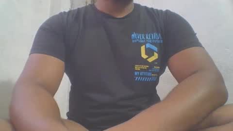 crazzy_booy online show from May 2026 03:33:02 AM