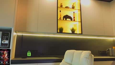 crazzy cherry online show from March 2026 08:36:01 AM