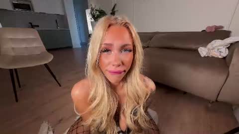 ALEXA AND WALLY online show from July 2026 06:38:01 AM