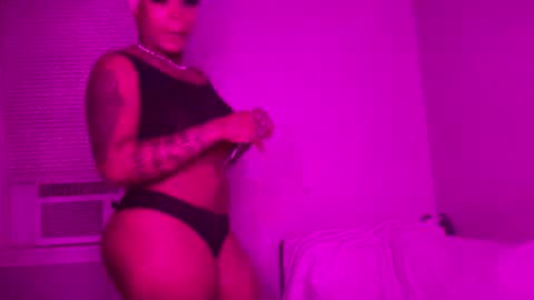 PHANTOMTARGARYENXXX online show from December 2024 01:56:02 AM