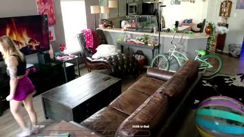 CHEETA  KITTEN online show from May 2026 07:01:01 PM