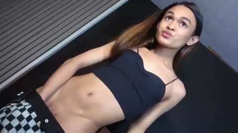 Delilah online show from June 2026 02:10:02 PM