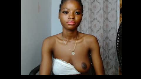 Snapshot of creamy_girl2 chatting on January 2026 06:16:01 AM Creamy girl2 online show from January 2026 06:16:01 AM