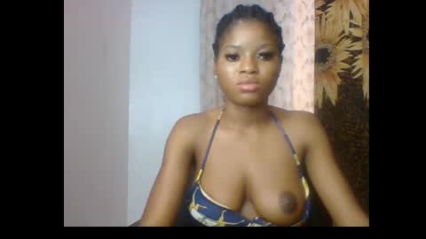 Snapshot of creamy_girl2 chatting on February 2026 12:42:02 AM Creamy girl2 online show from February 2026 12:42:02 AM