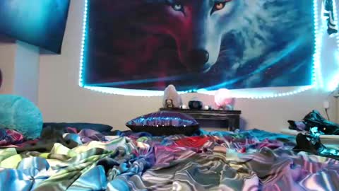 Sylvia online show from January 2025 05:03:01 AM