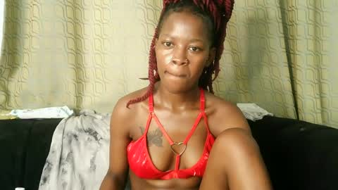 creamy_moonx online show from July 2026 02:41:01 PM